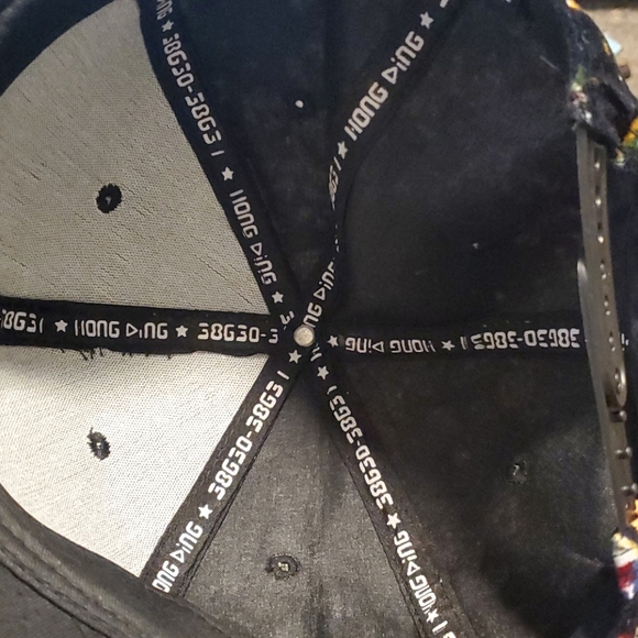 Snapback - Picture 3 of 6